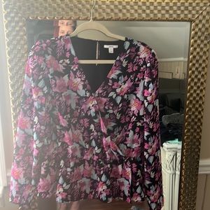 Spring blouse bar 111